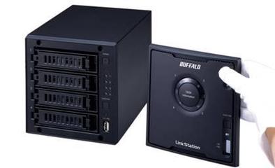 買BUFFALO LS-QL系列產(chǎn)品即獲贈原裝8G高速U盤_商用_科技時代_新浪網(wǎng)