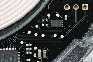 129元值不值得買 堅果餅式無線充電座 wcd30 開箱拆解