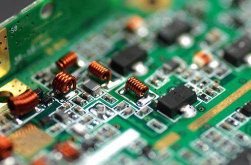 電子元器件漲價(jià)潮蔓延至存儲(chǔ)器 需求結(jié)構(gòu)調(diào)整與交貨周期拉長(zhǎng)的影響分析